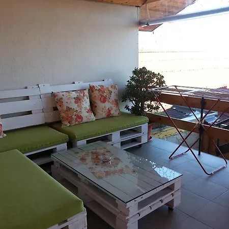 Poseidon Hotel 2*